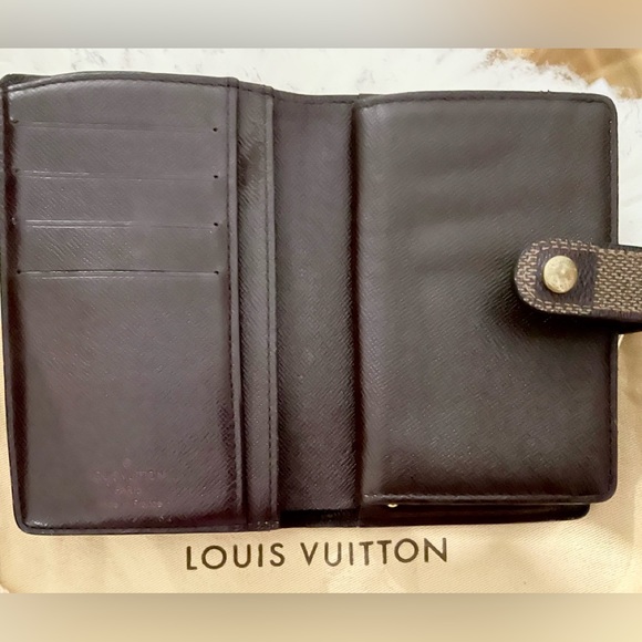 Authentic Louis Vuitton Damier Ebene Wallet - Picture 14 of 14
